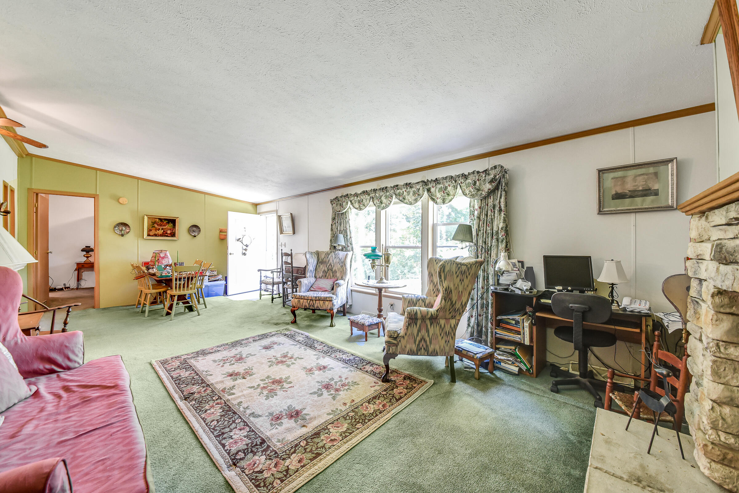 94 Whitefield Road Pittston ME 04345
