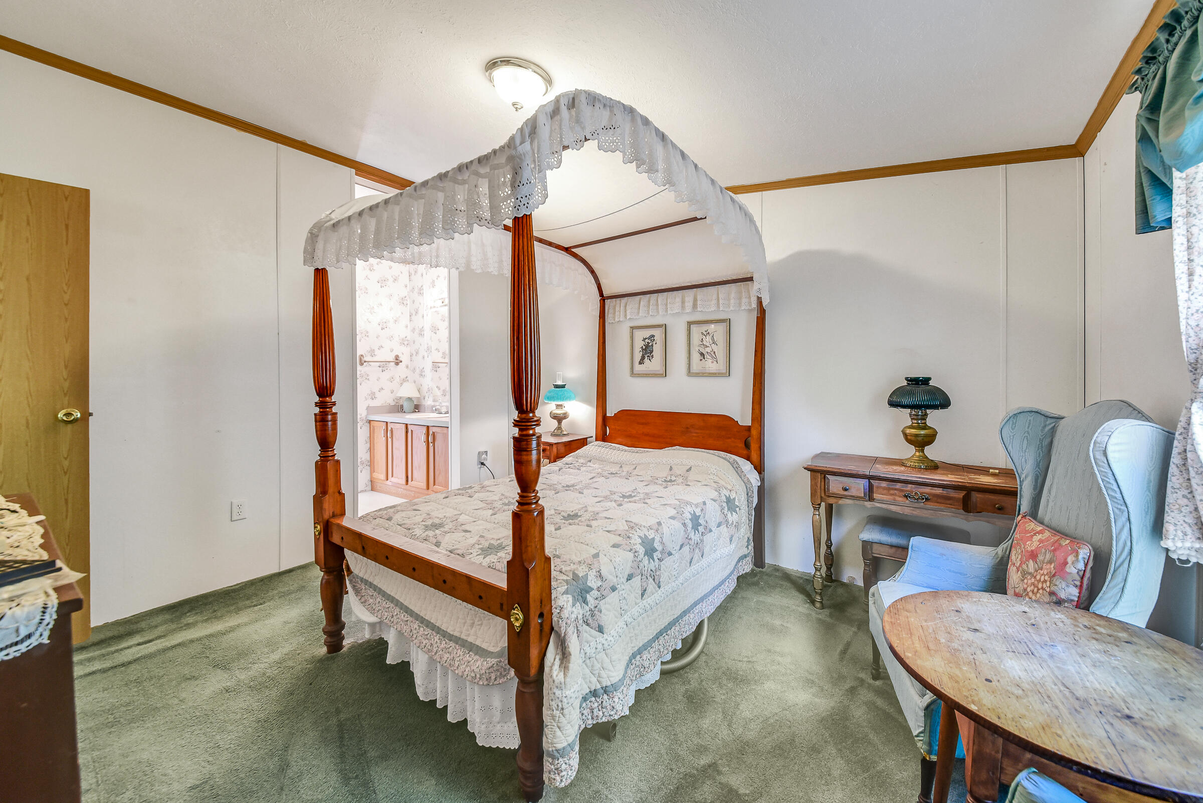 94 Whitefield Road Pittston ME 04345