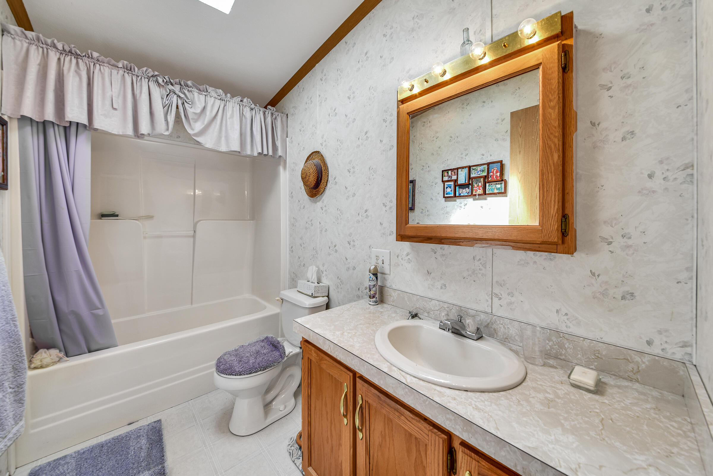 94 Whitefield Road Pittston ME 04345