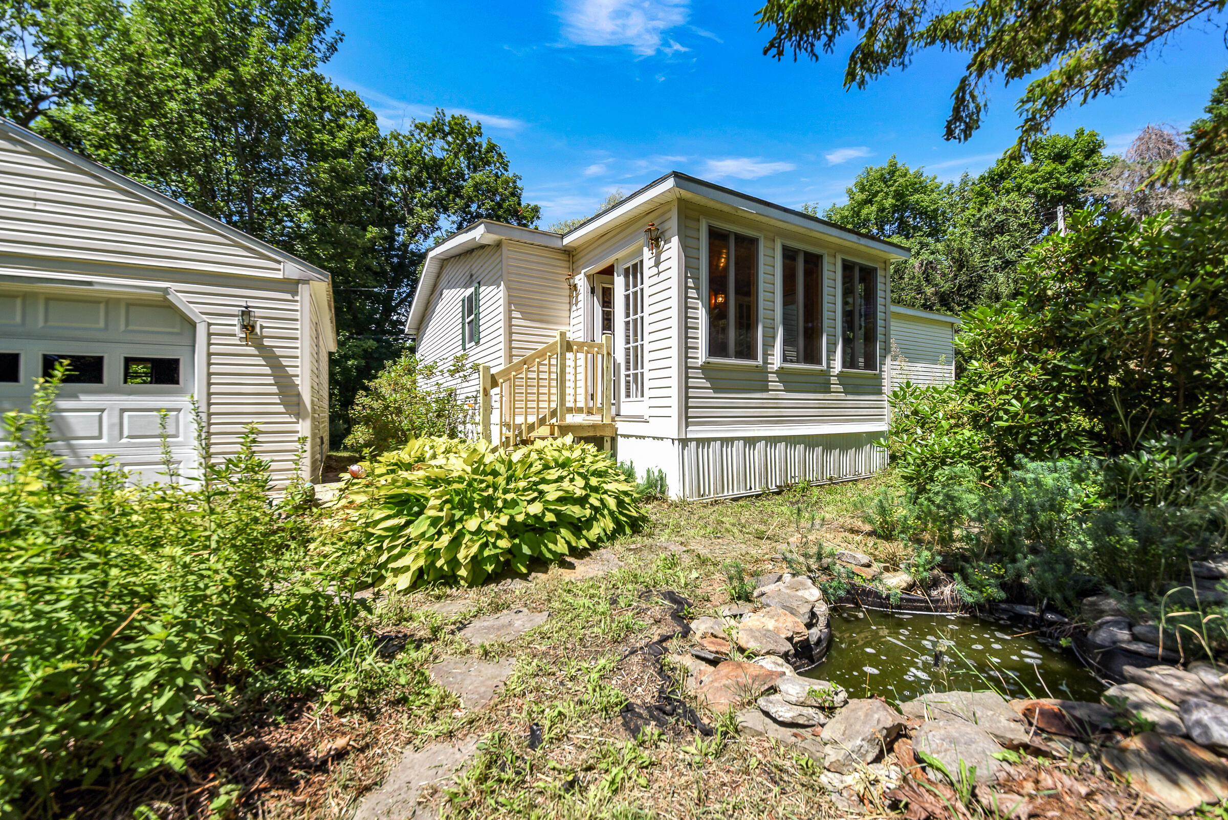 94 Whitefield Road Pittston ME 04345