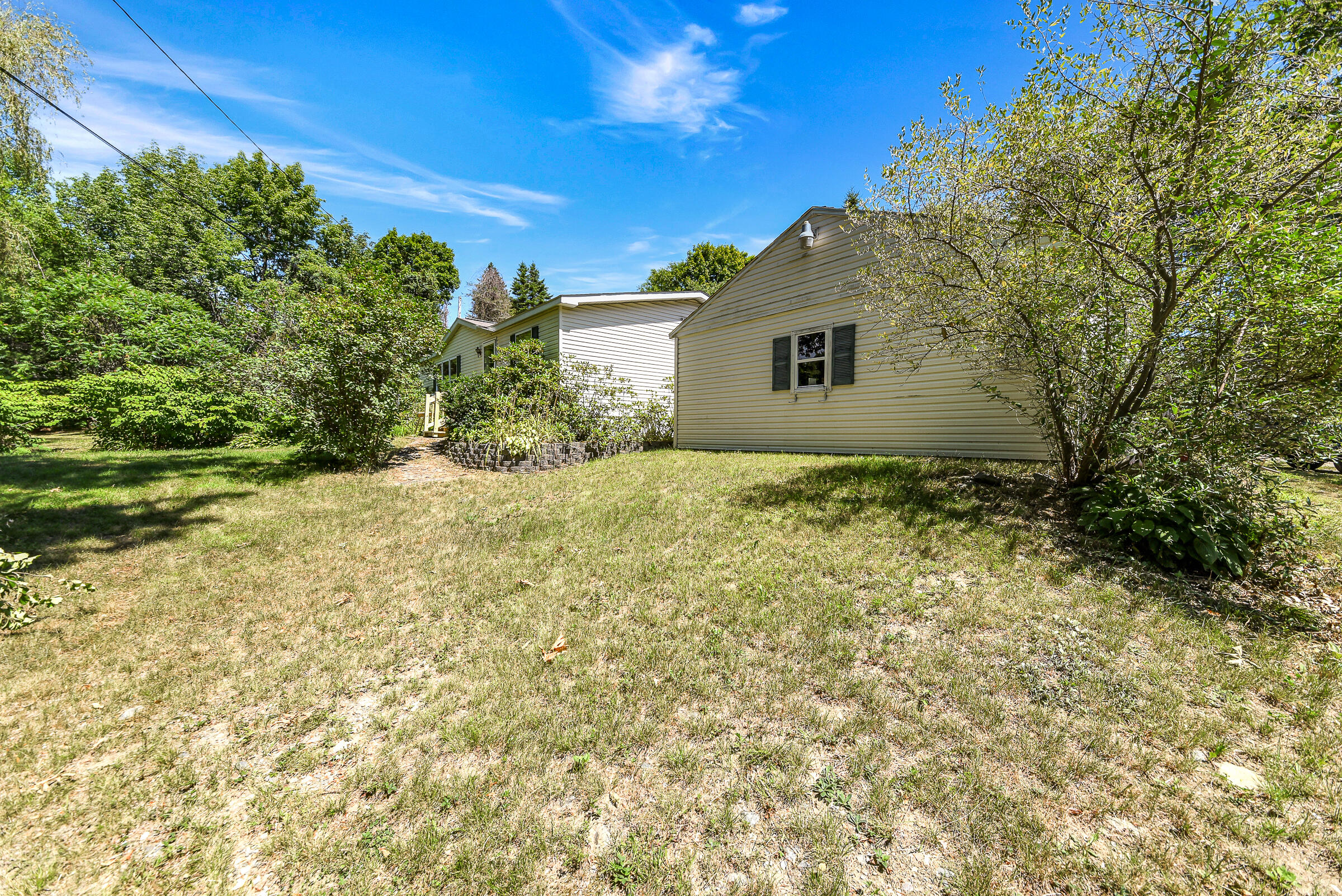 94 Whitefield Road Pittston ME 04345