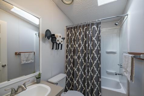 72 Northern Avenue Auburn ME 04210
