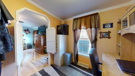 8 Harvest Lane Lewiston ME 04240