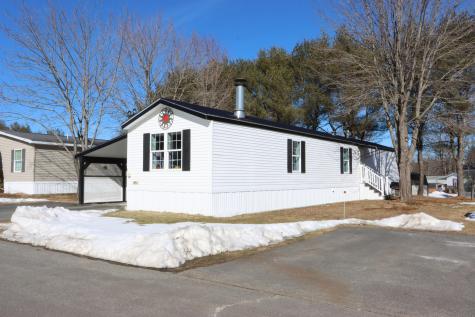 8 Harvest Lane Lewiston ME 04240