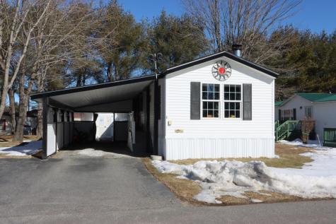 8 Harvest Lane Lewiston ME 04240