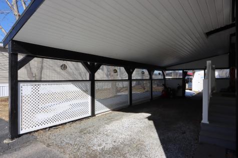 8 Harvest Lane Lewiston ME 04240