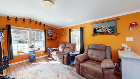 8 Harvest Lane Lewiston ME 04240