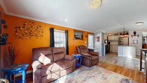 8 Harvest Lane Lewiston ME 04240