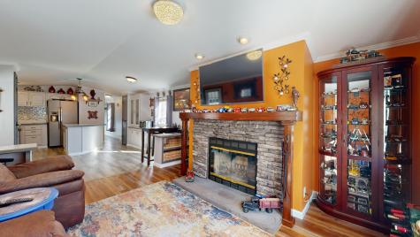 8 Harvest Lane Lewiston ME 04240