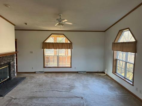 7 Deas Way Skowhegan ME 04976