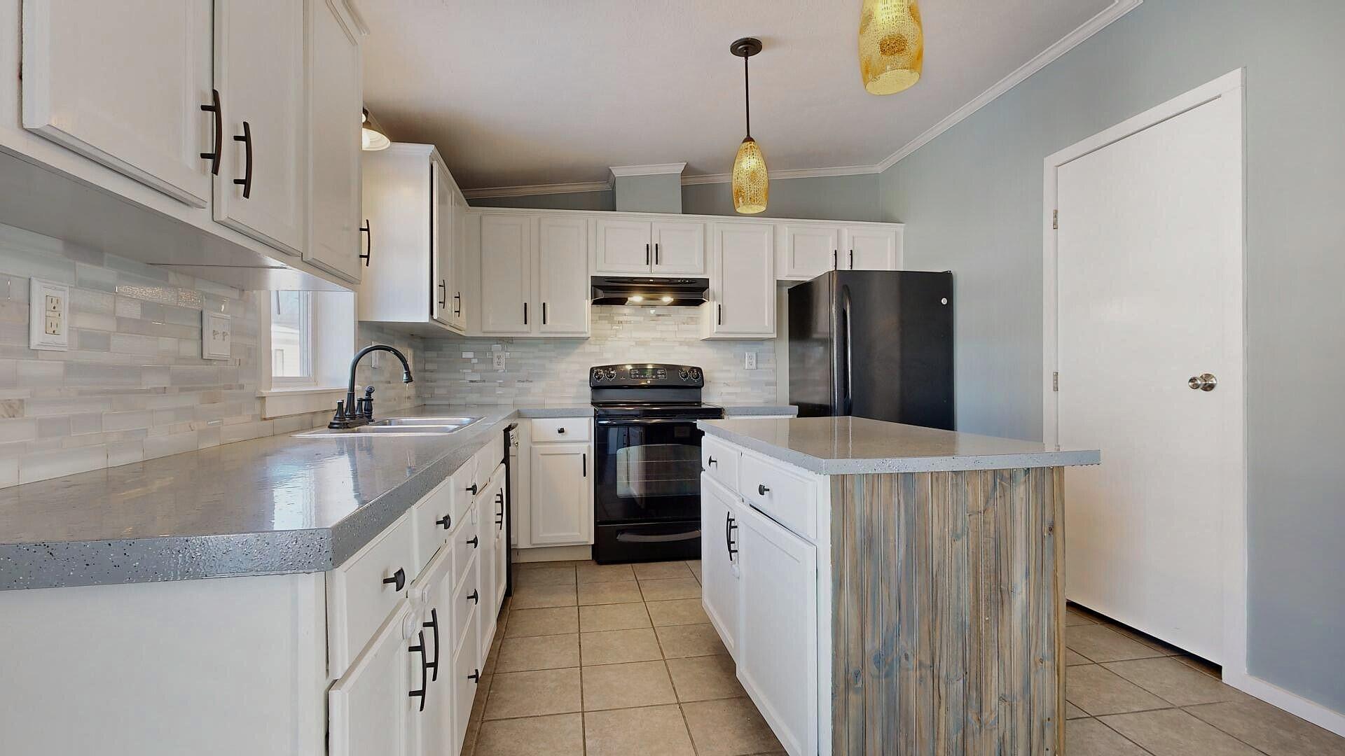 51 Long Street Brunswick ME 04011