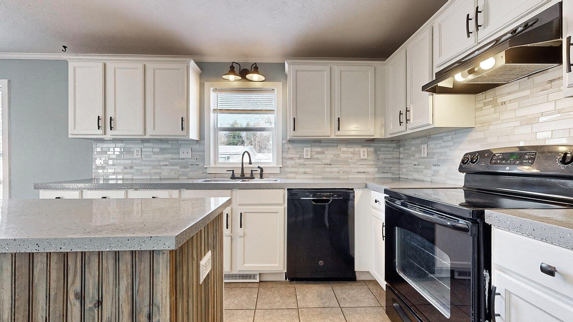 51 Long Street Brunswick ME 04011