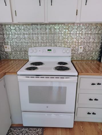 6 Paine Road Oxford ME 04270