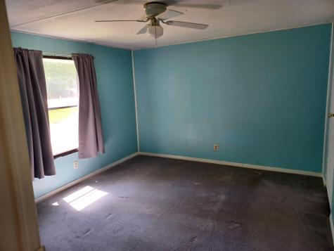 6 Paine Road Oxford ME 04270