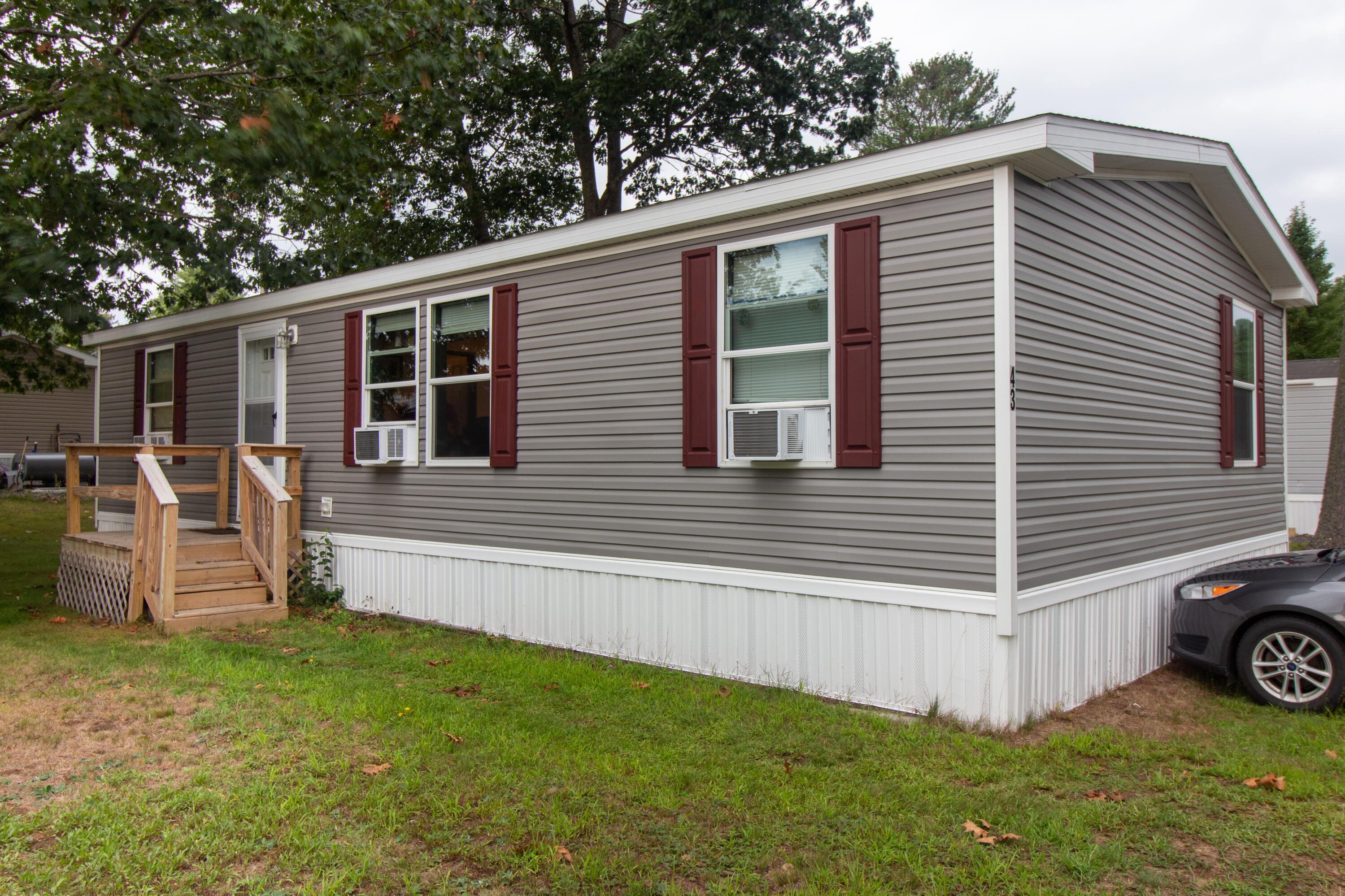 43 Larry Lane Brunswick ME 04011