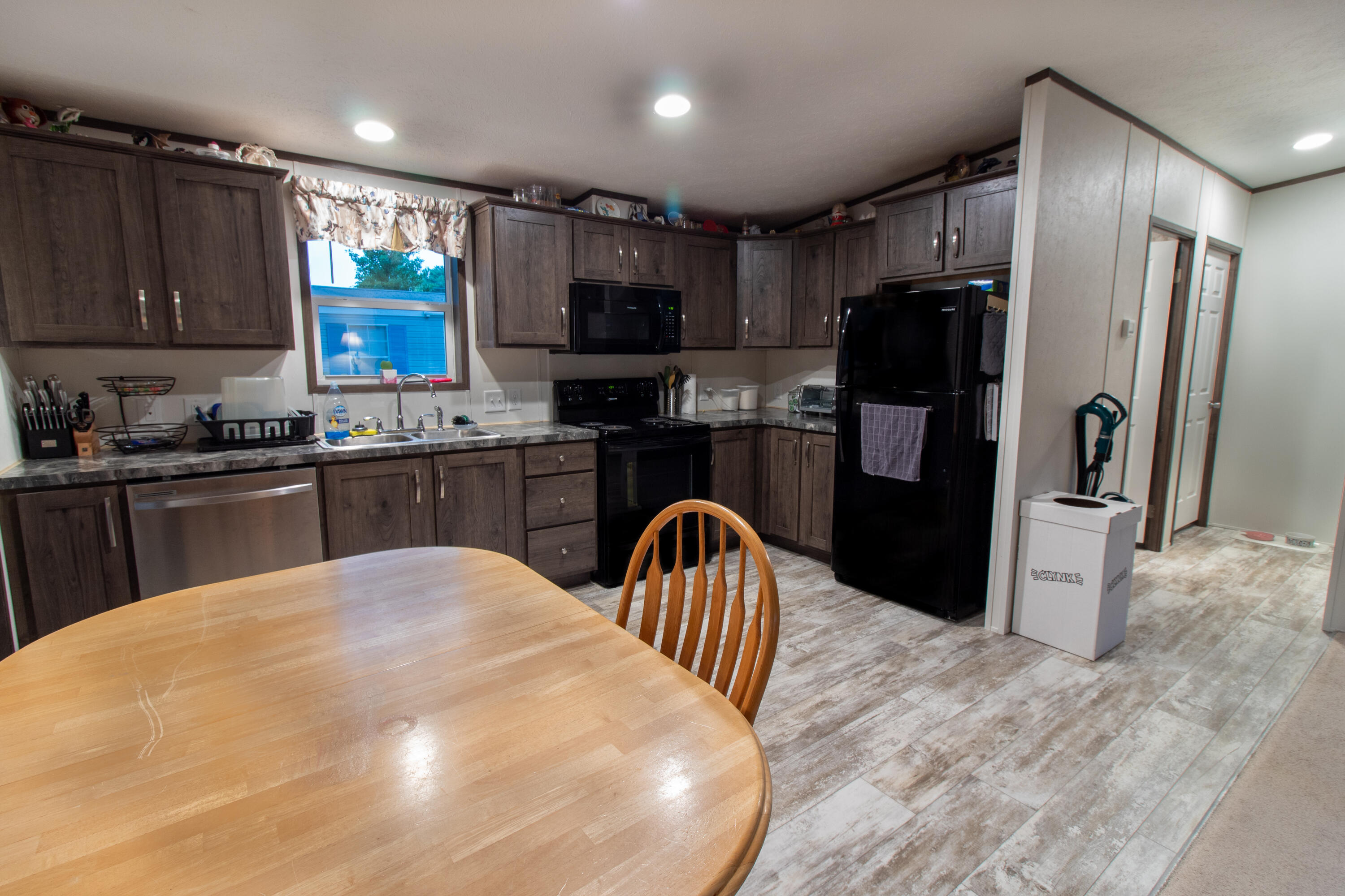 43 Larry Lane Brunswick ME 04011