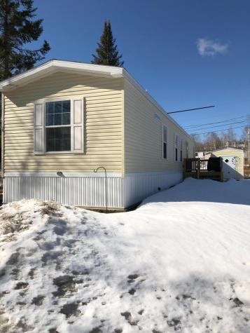 19 Kapote Drive Norway ME 04268