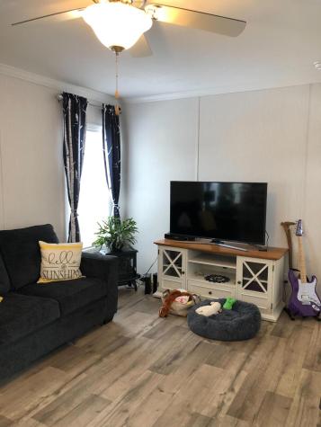 19 Kapote Drive Norway ME 04268