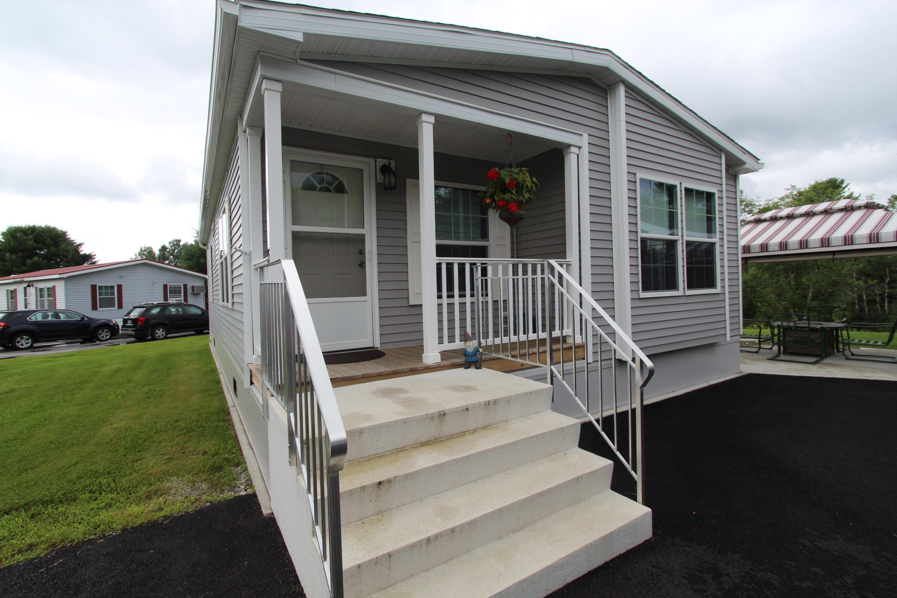 15 Julie Street Poland ME 04274