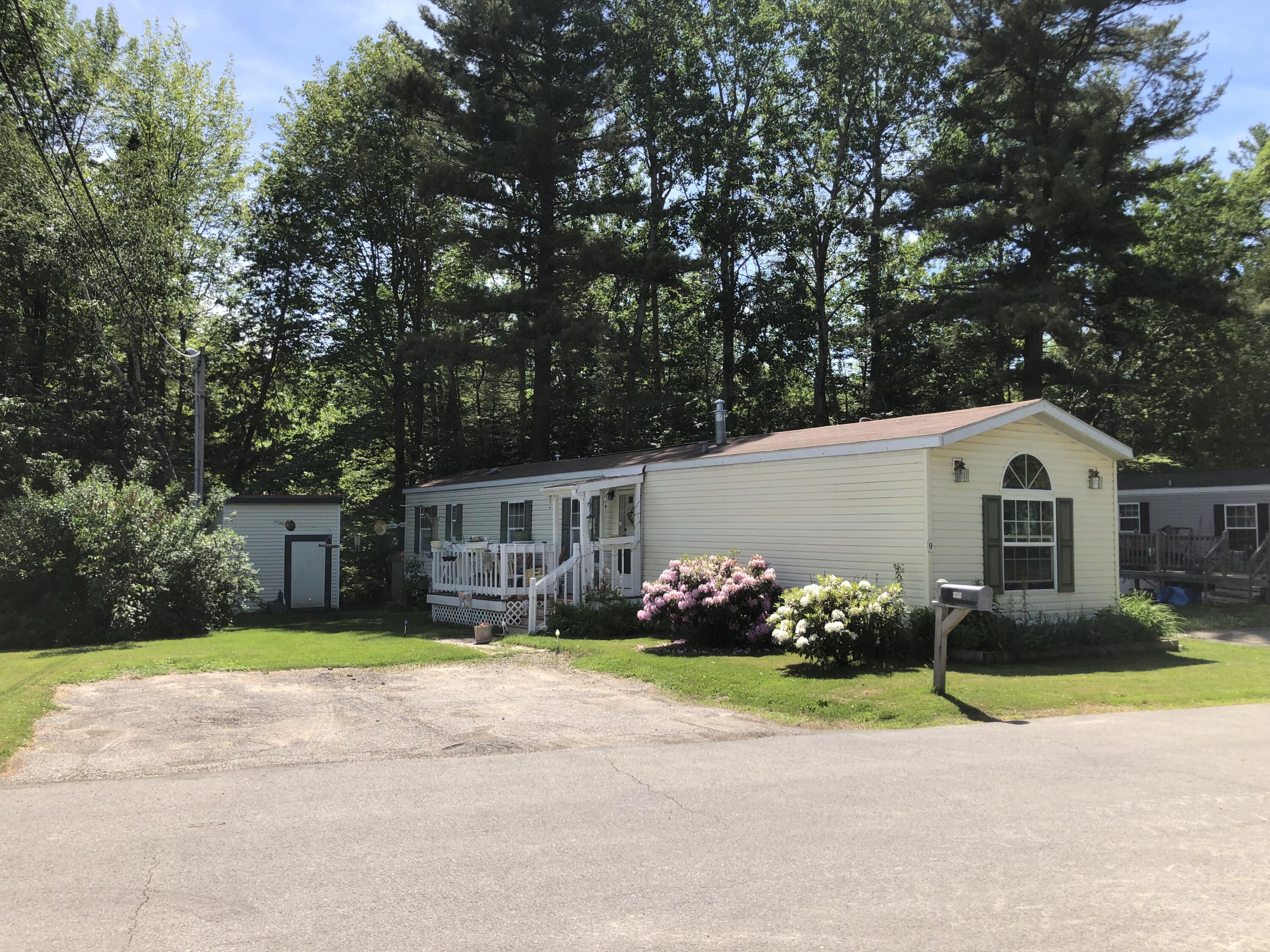 9 Lakeview Drive Holden ME 04429