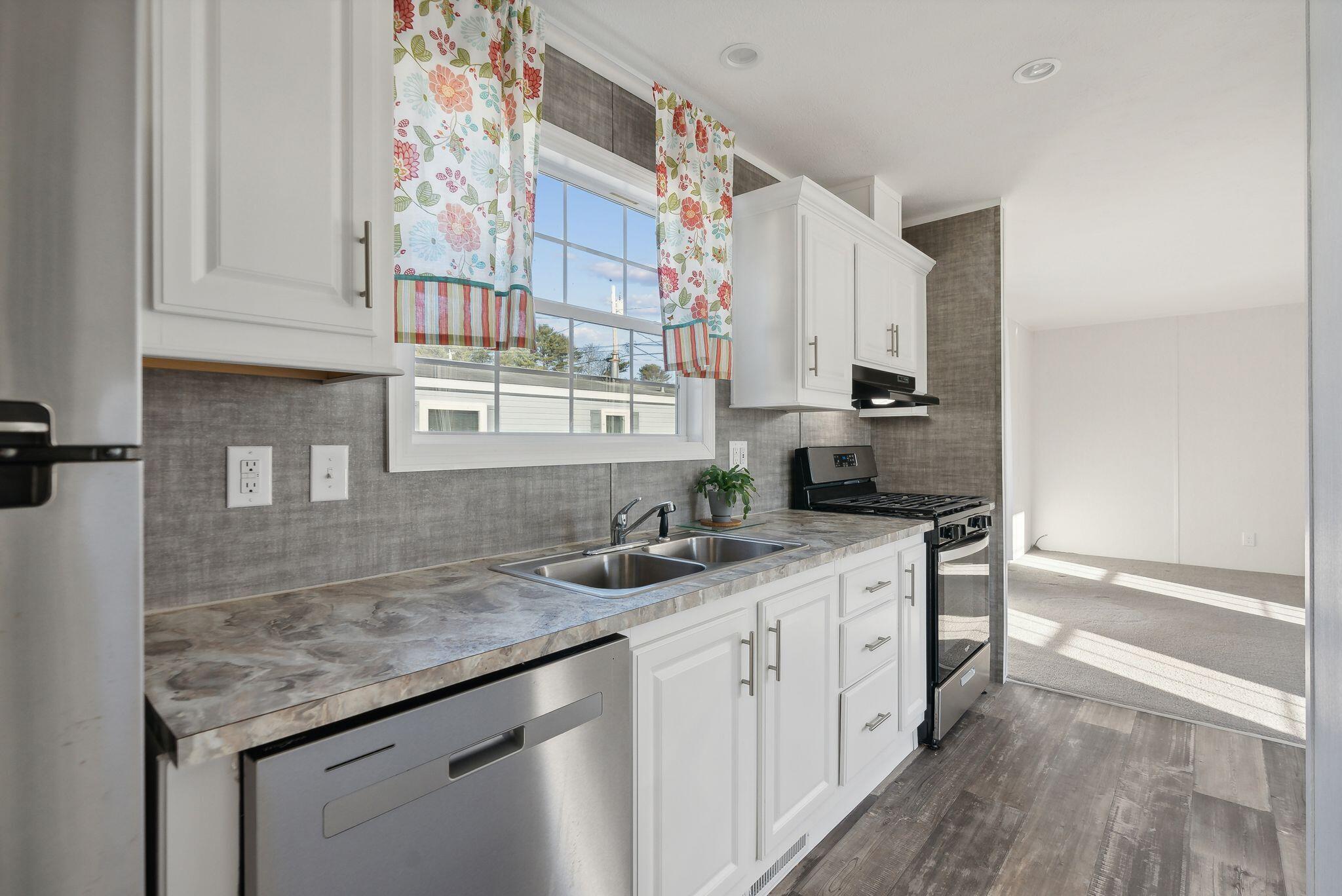 51 Theodore Drive Brunswick ME 04011