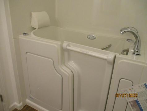 9 Seaglass Lane Kittery ME 03904