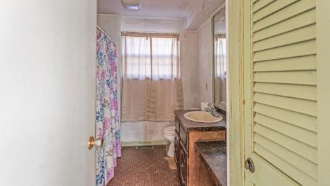 18 Gage Street Bridgton ME 04009