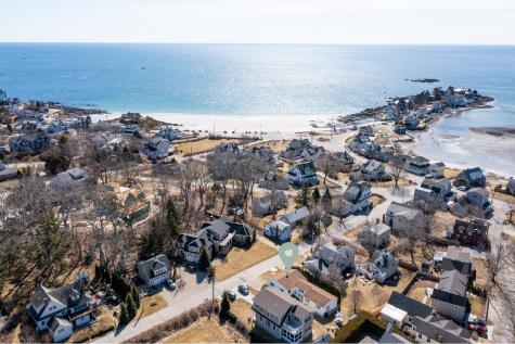 8 Railroad Avenue Kennebunk ME 04043