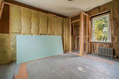 24 Dyer Street Saco ME 04072