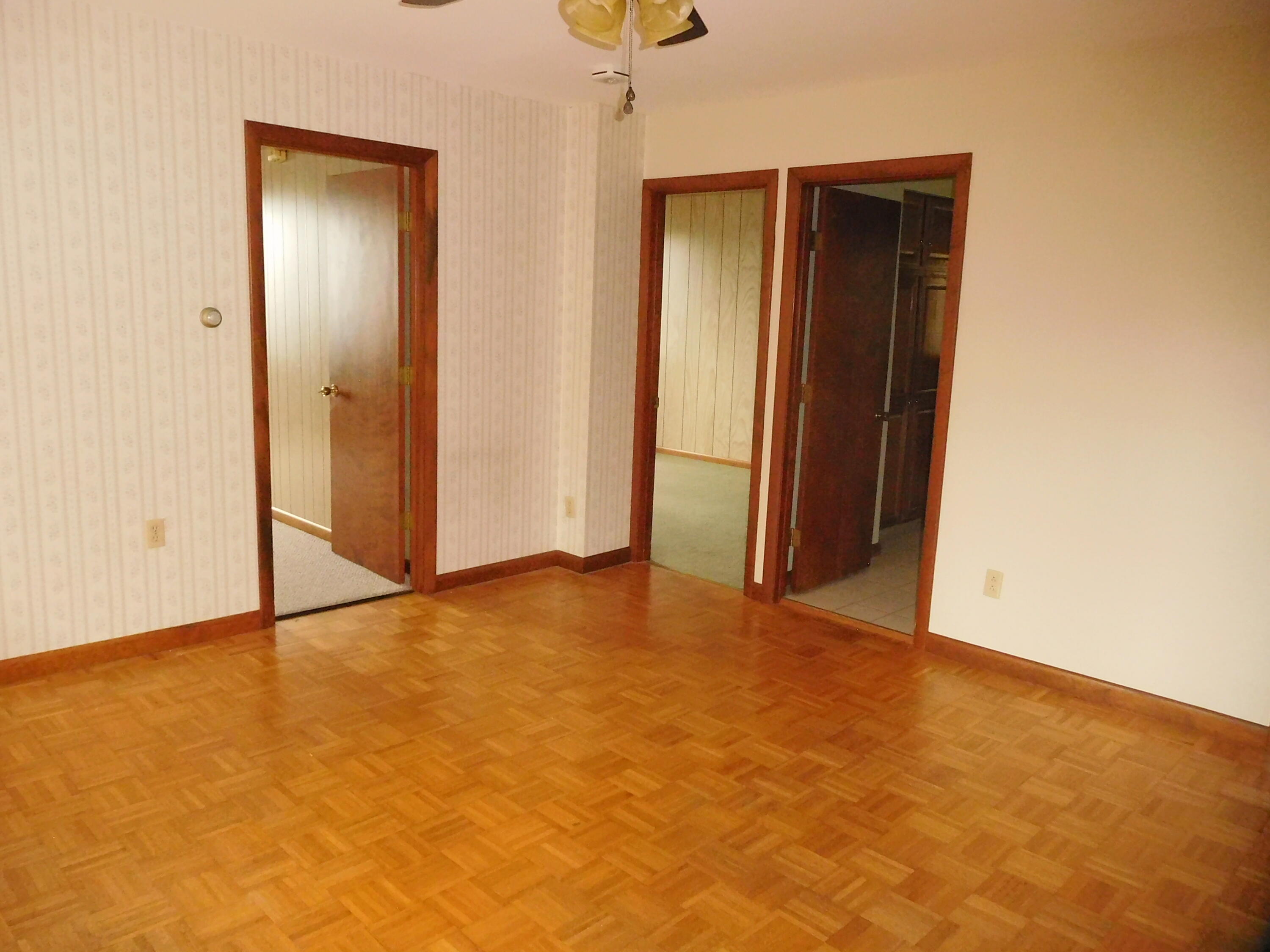 12 Burbank Street Lewiston ME 04240