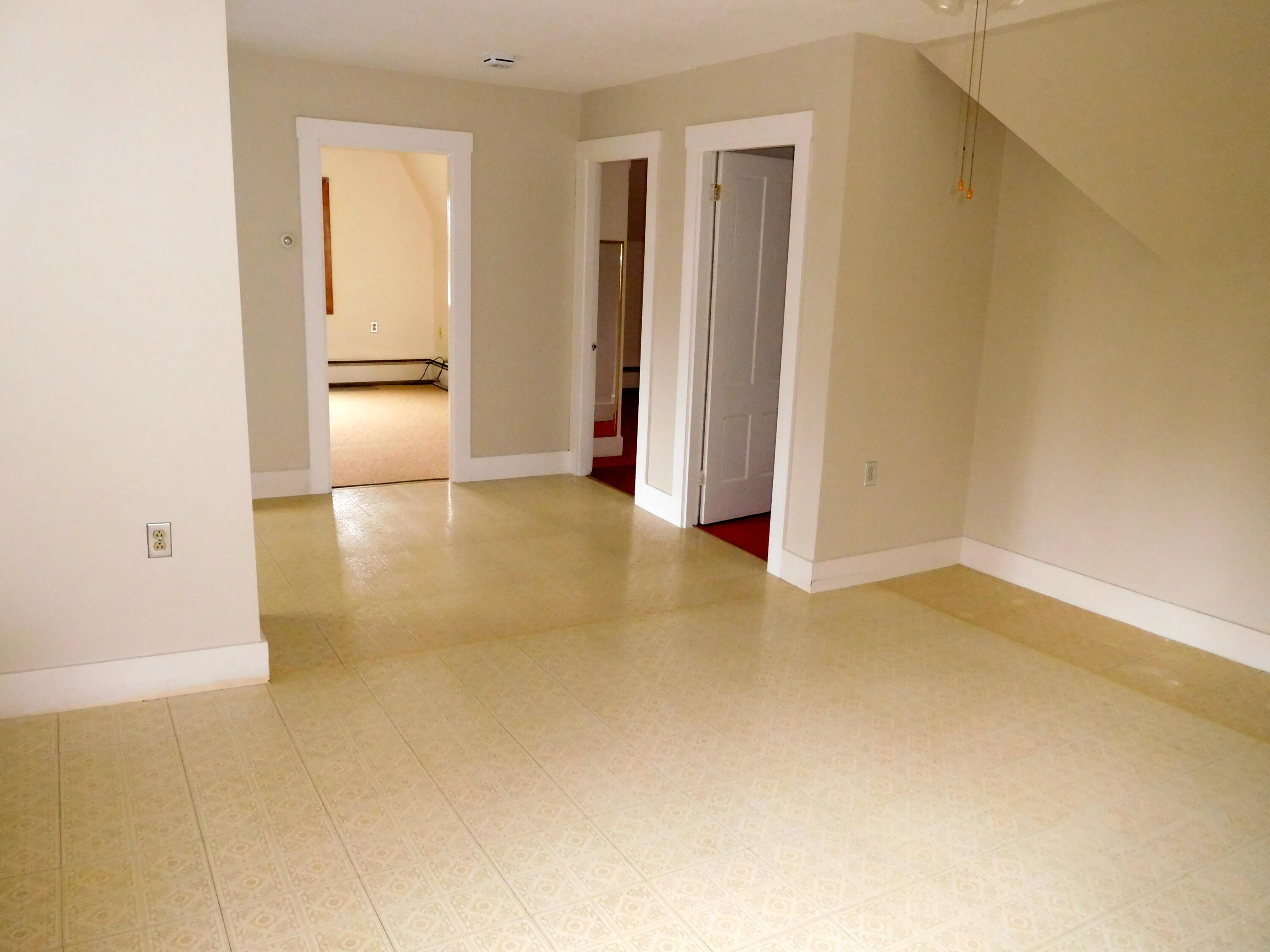 12 Burbank Street Lewiston ME 04240