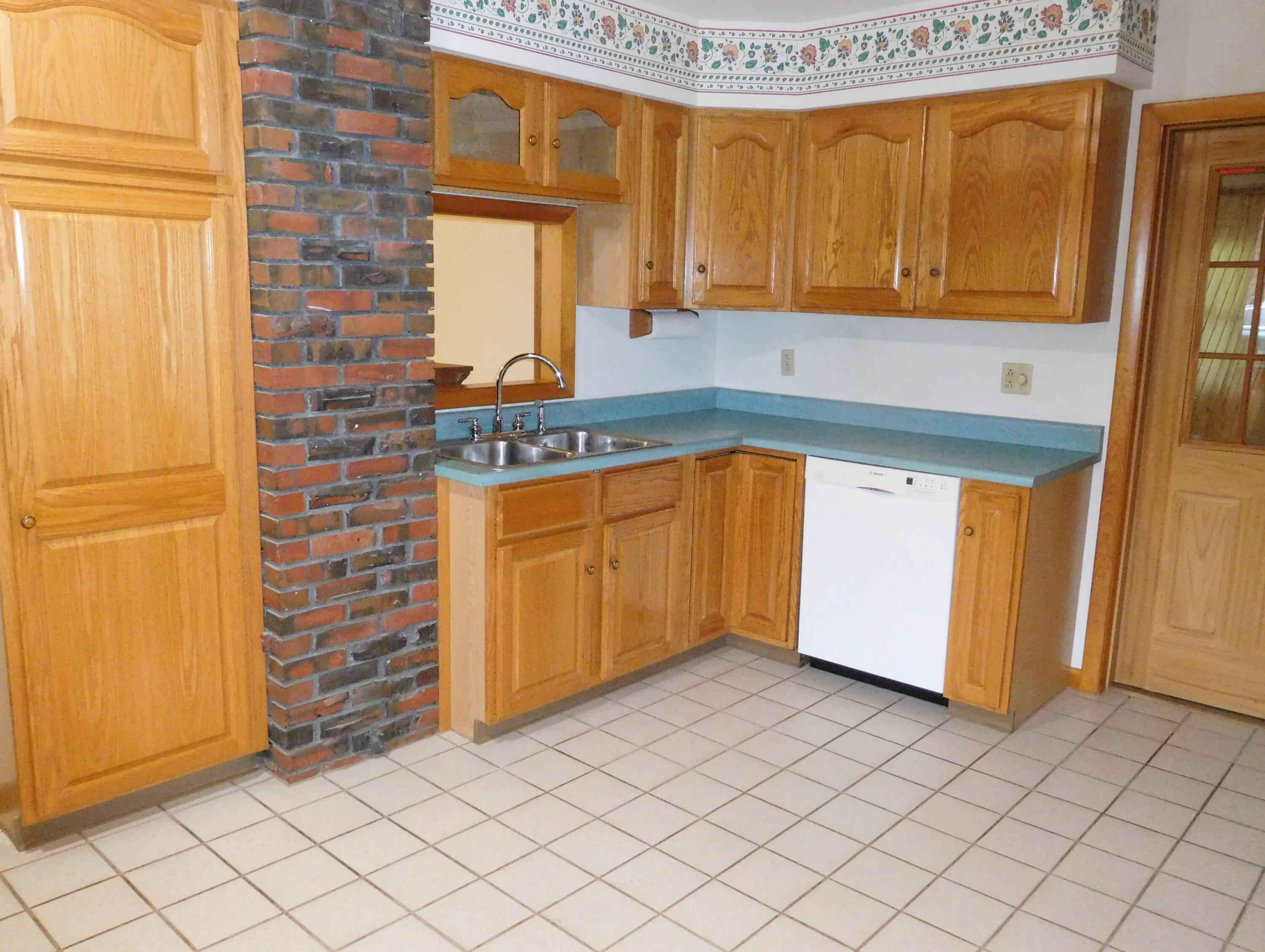 12 Burbank Street Lewiston ME 04240