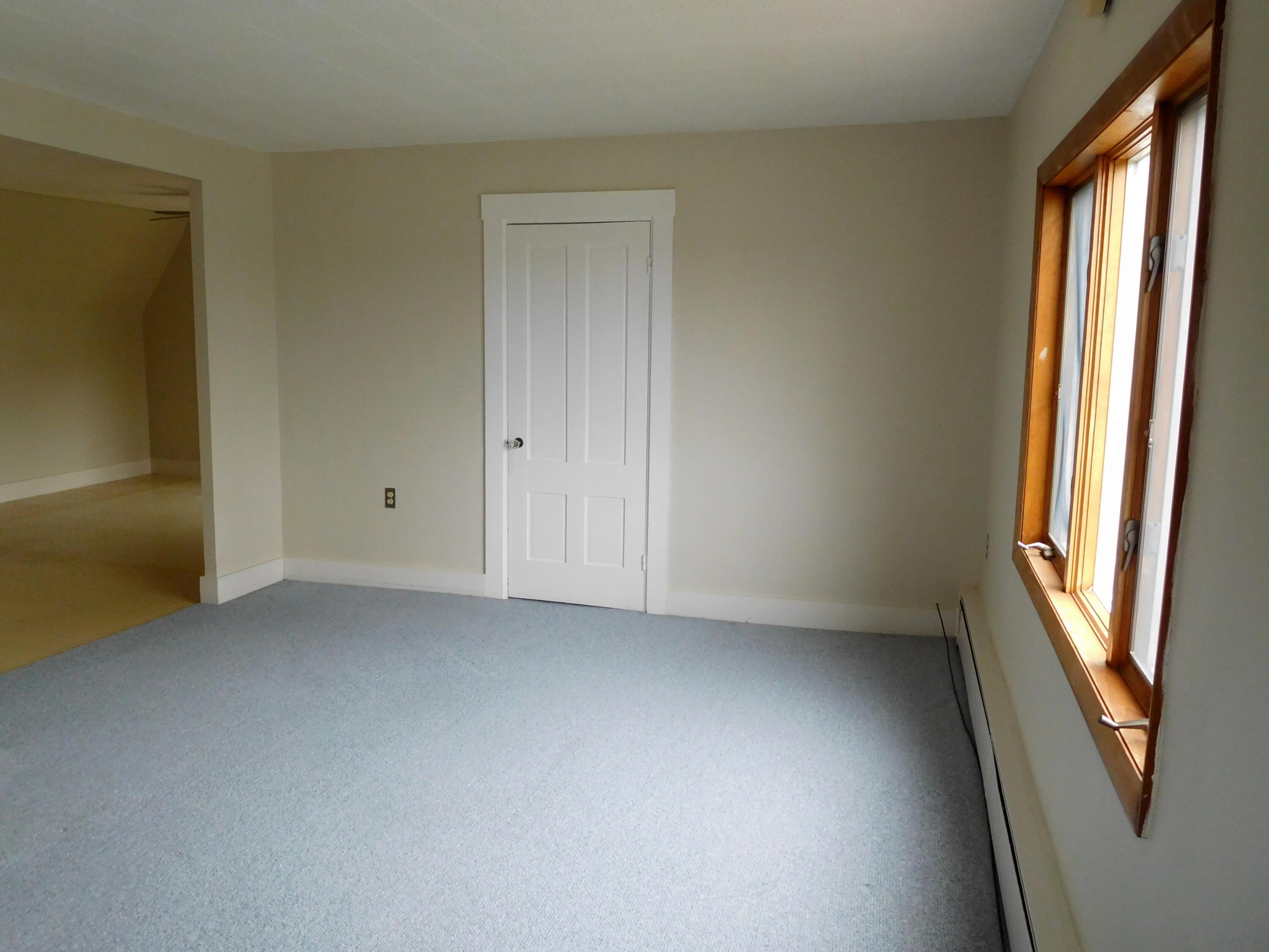 12 Burbank Street Lewiston ME 04240
