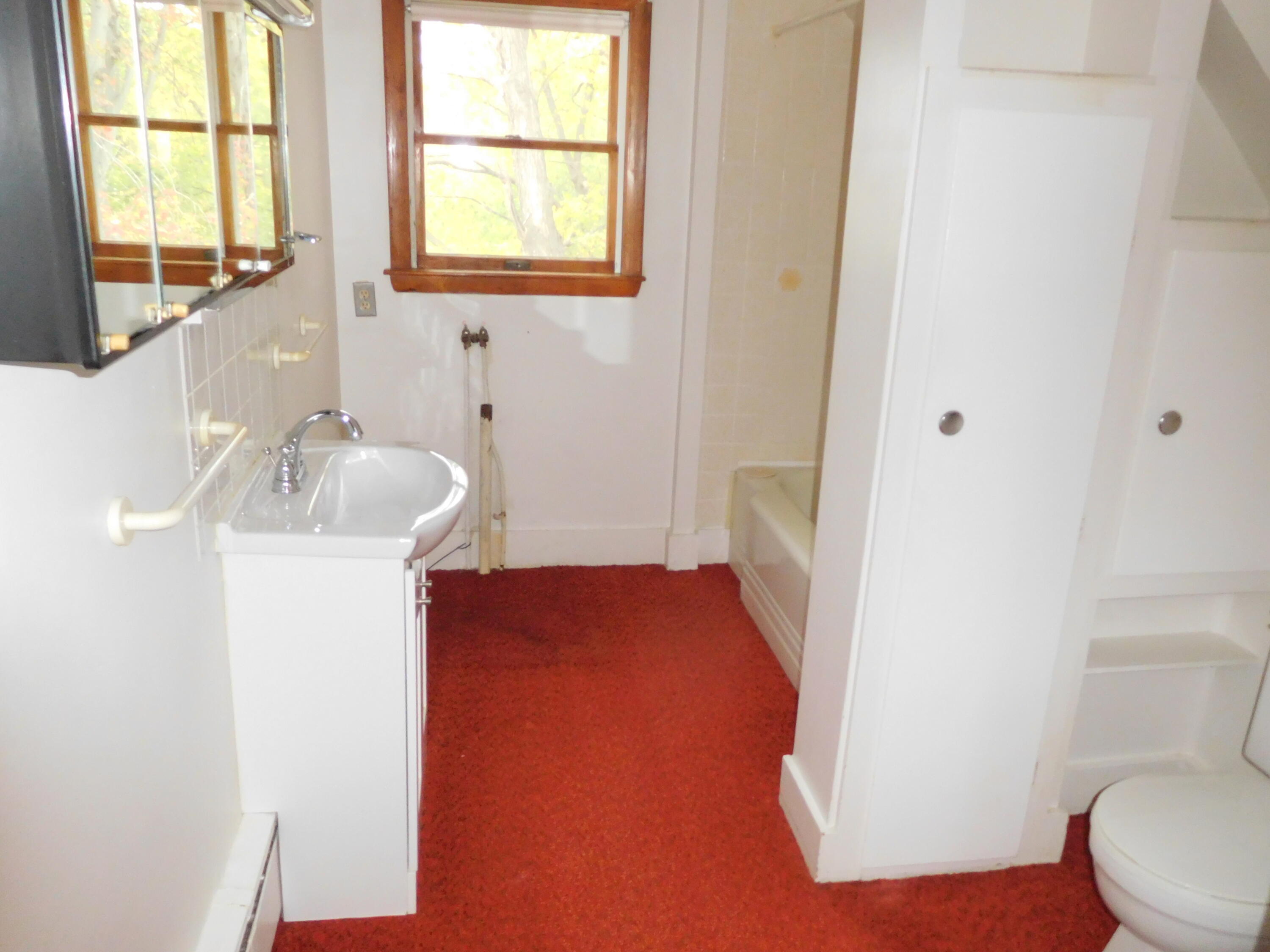 12 Burbank Street Lewiston ME 04240