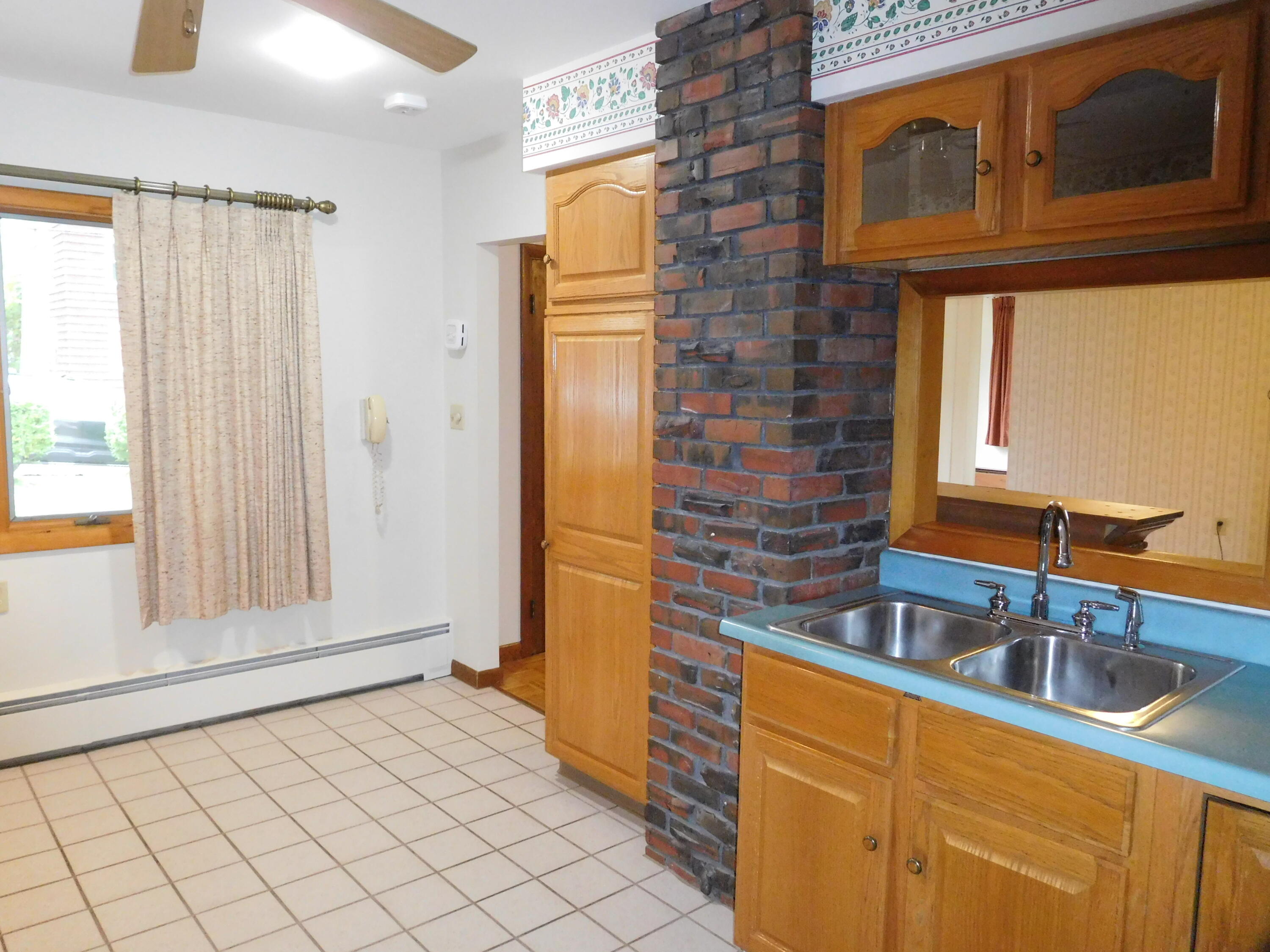12 Burbank Street Lewiston ME 04240