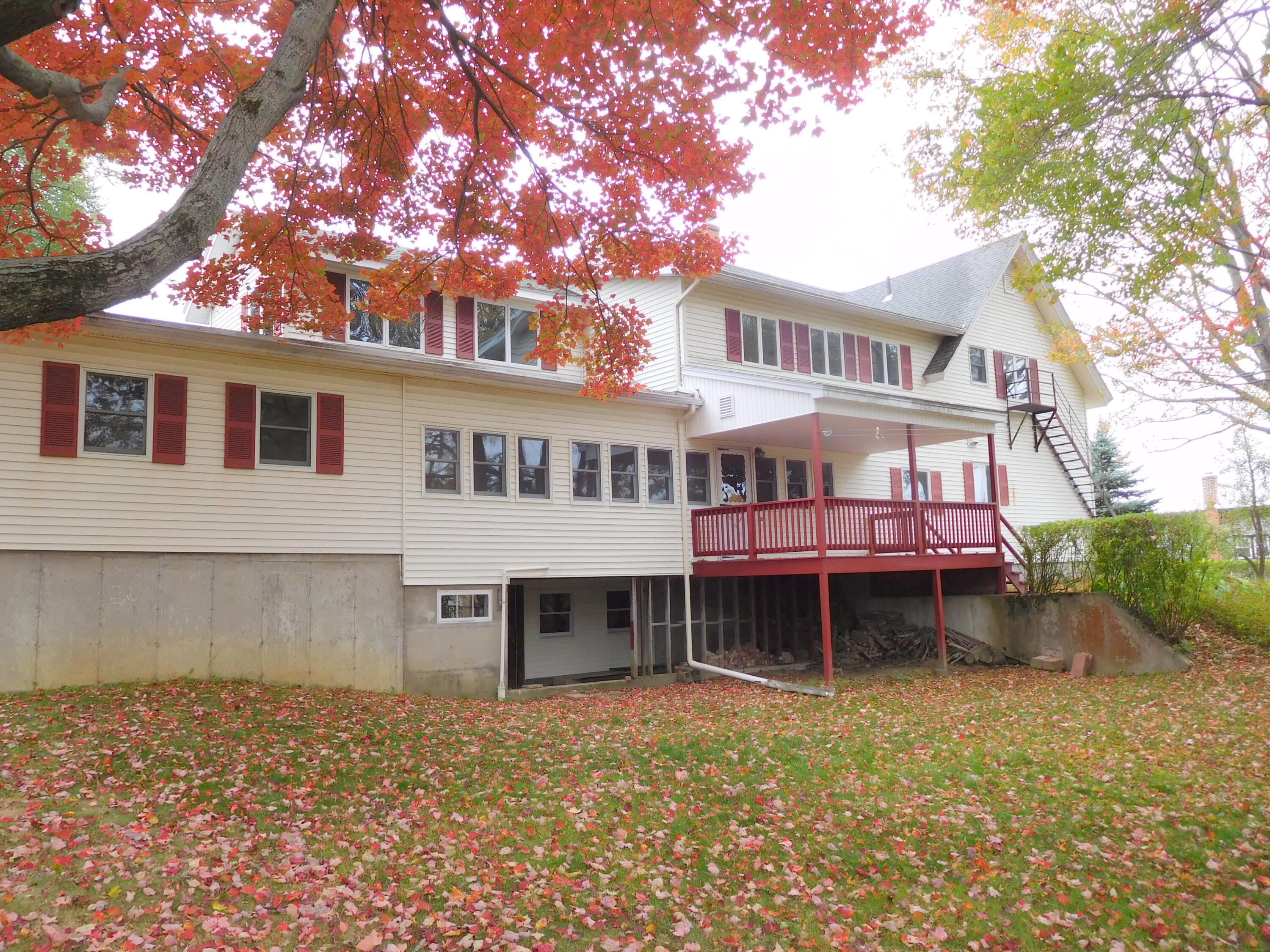 12 Burbank Street Lewiston ME 04240