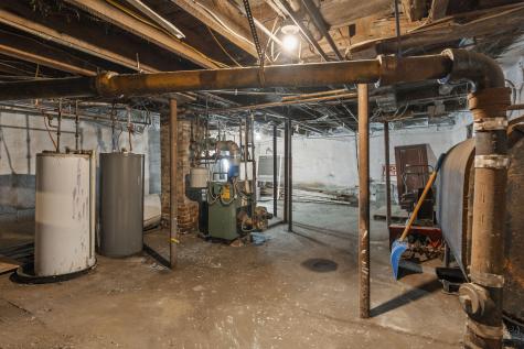 297 Turner Street Auburn ME 04210