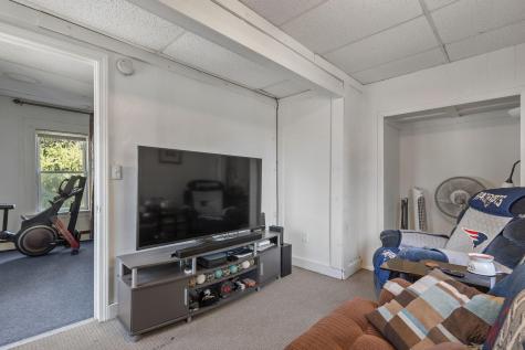 297 Turner Street Auburn ME 04210