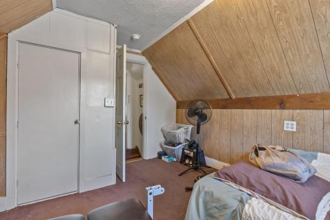 297 Turner Street Auburn ME 04210