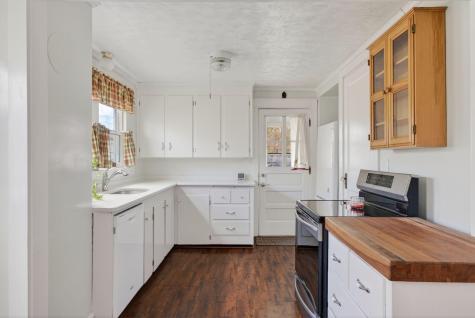 22 Clifford Street Westbrook ME 04092