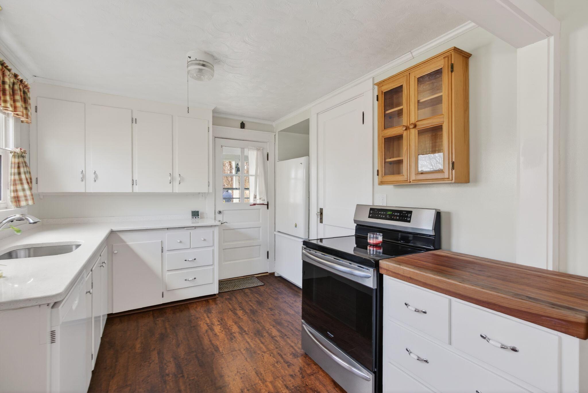 22 Clifford Street Westbrook ME 04092