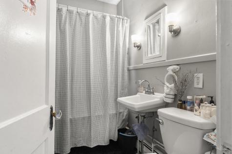 89 Walnut Street Lewiston ME 04240