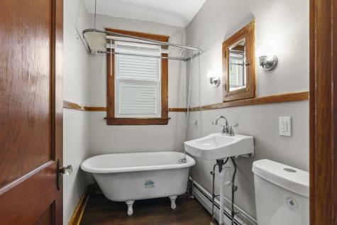 89 Walnut Street Lewiston ME 04240