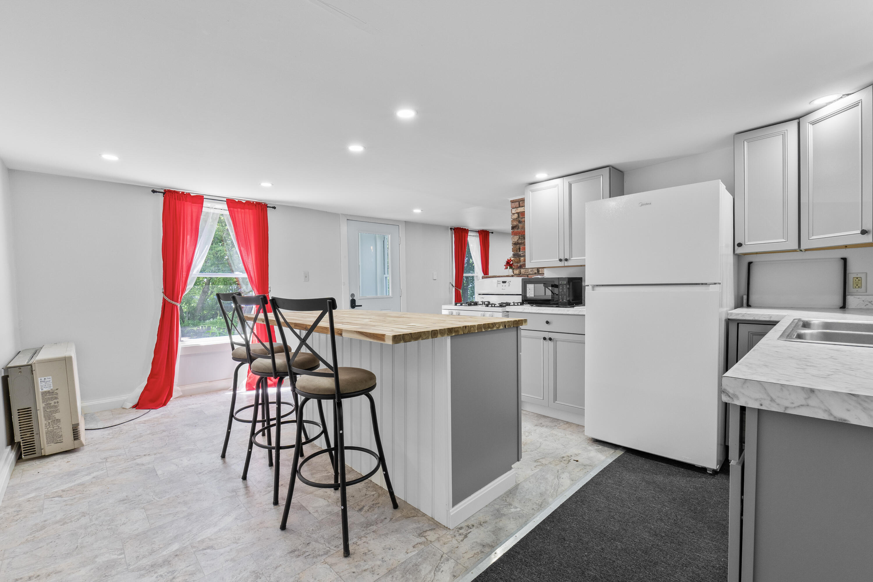 130 Water Street Randolph ME 04346