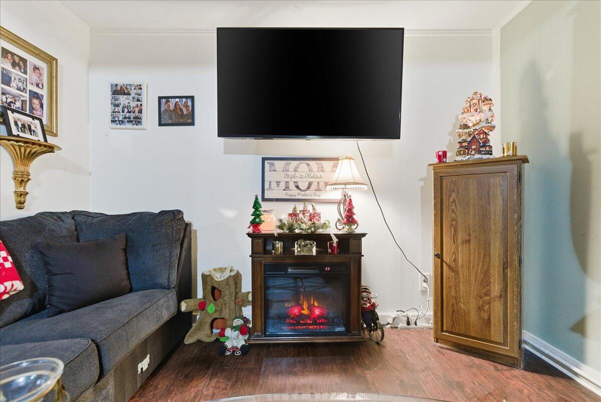 942 Lisbon Street Lewiston ME 04240