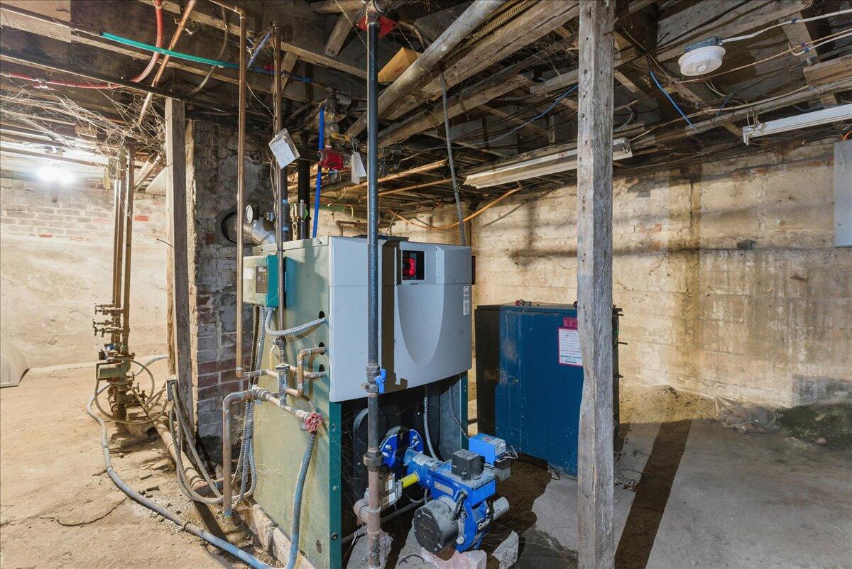 942 Lisbon Street Lewiston ME 04240