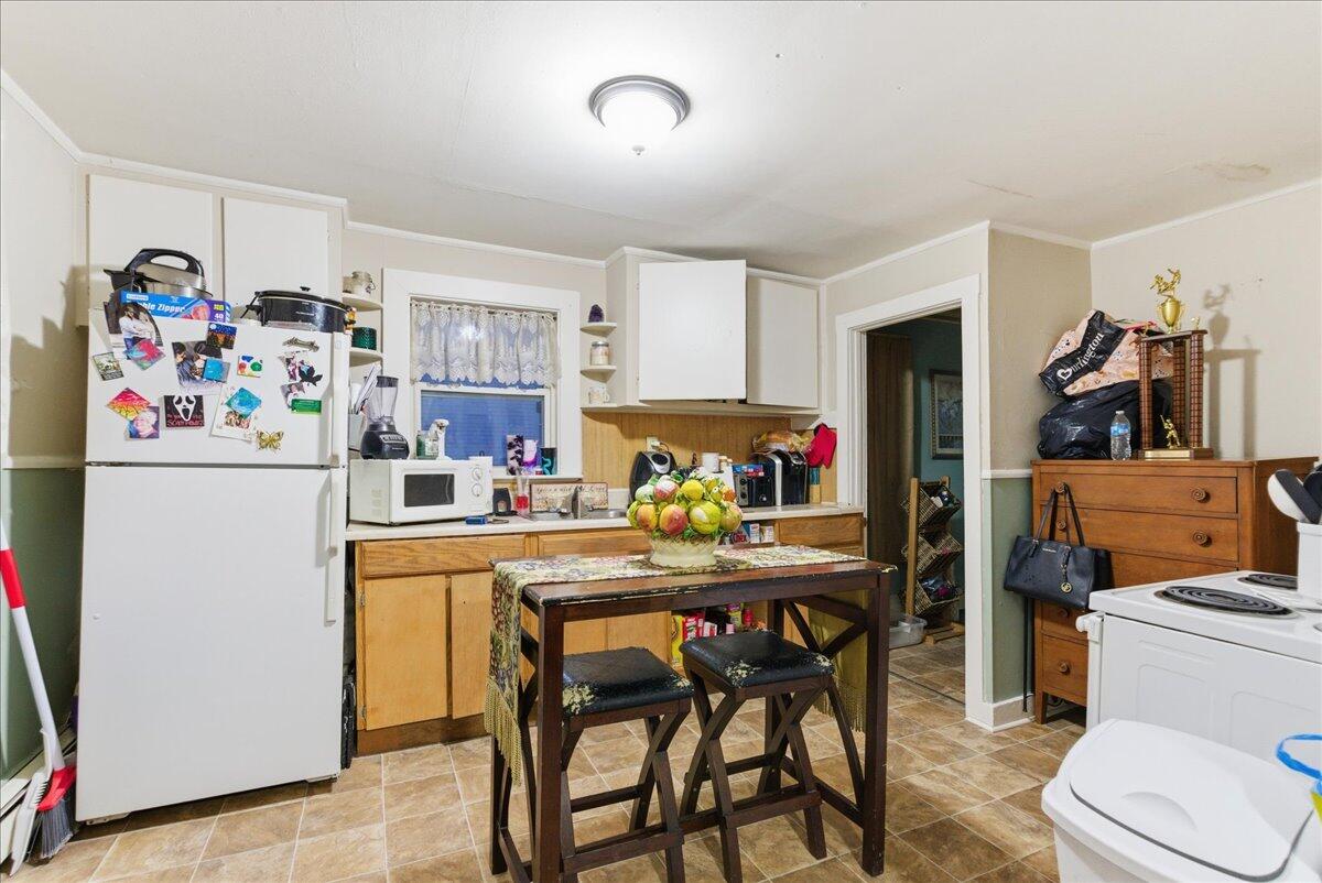 942 Lisbon Street Lewiston ME 04240