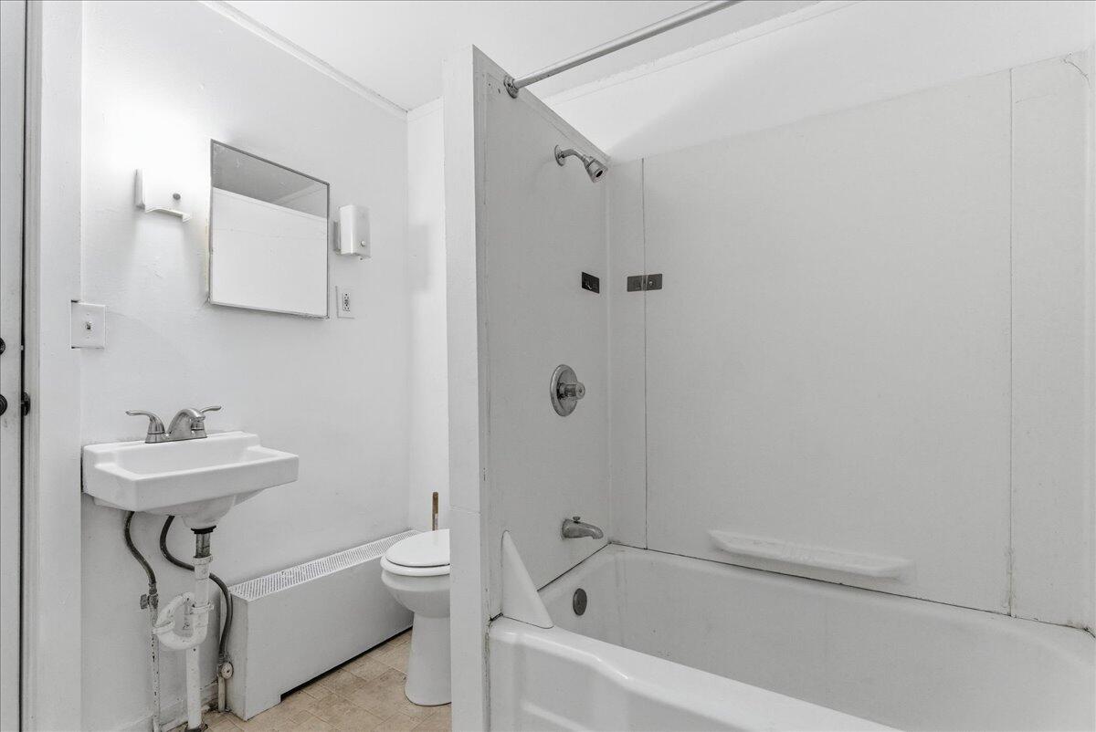 942 Lisbon Street Lewiston ME 04240