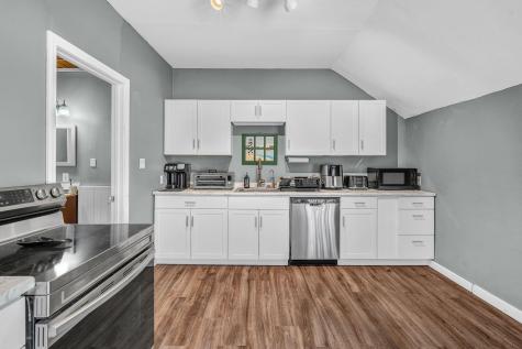 76 Lee Road Lincoln ME 04457