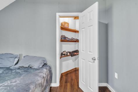 76 Lee Road Lincoln ME 04457